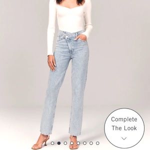 NWT A&F 90’s Straight Jean Ultra High Rise